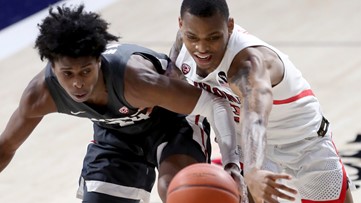 Akinjo, Arizona pull away from Washington State 69-53