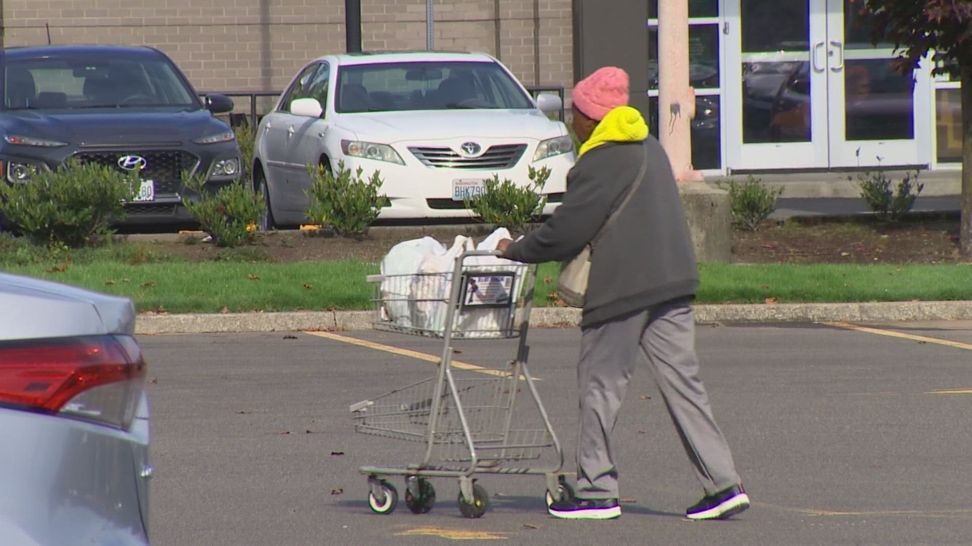 The thefts happened at Fred Meyer and Winco parking lots in Federal Way, the women were 76 and 86 years old, according to police.