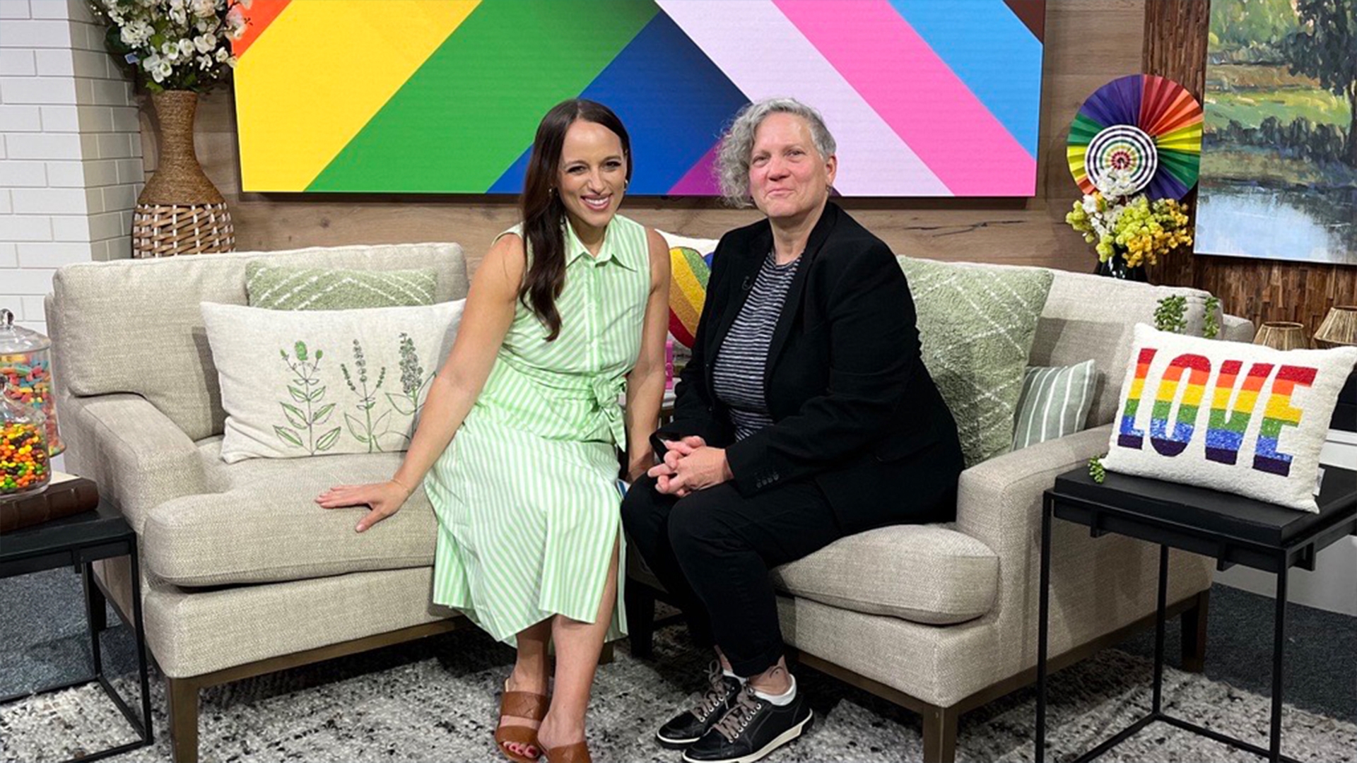 MOHAI's Devorah Romanek shares moments from our local LGBTQ+ history including Seattle's first pride celebration in 1974. #newdaynw