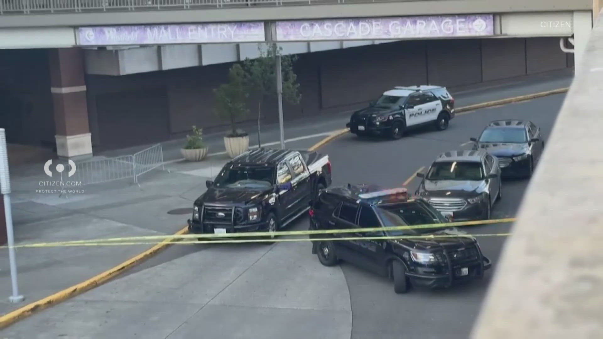 터퀼라 사우스센터 몰 총격 발생…상점 다수 피해입어