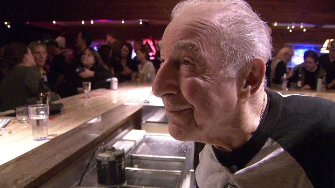Seattle's 'last roadhouse' to close, ending 94-year-old owner's run as bartender