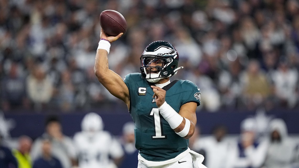 Eagles' Jalen Hurts questionable for Monday night vs Seahawks because