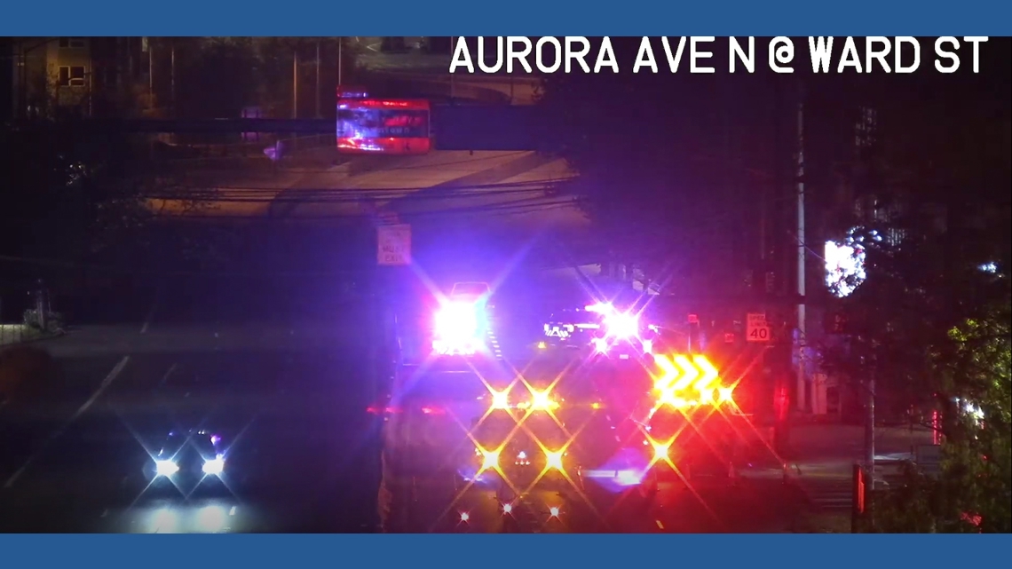 Car hits 2 cyclists in South Lake Union in Seattle