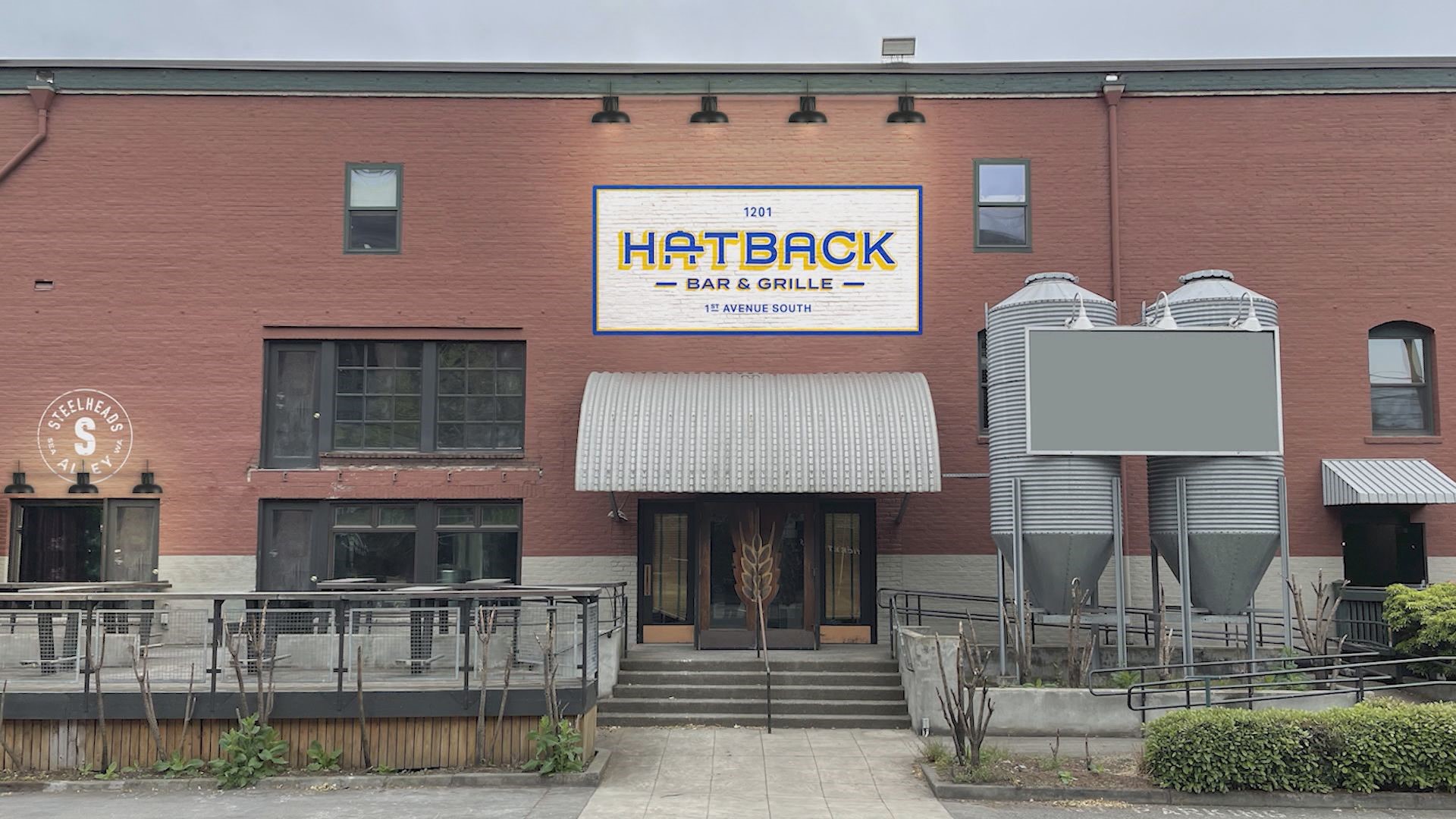 Mariners' Hatback Bar & Grille designed to honor Seattle sports