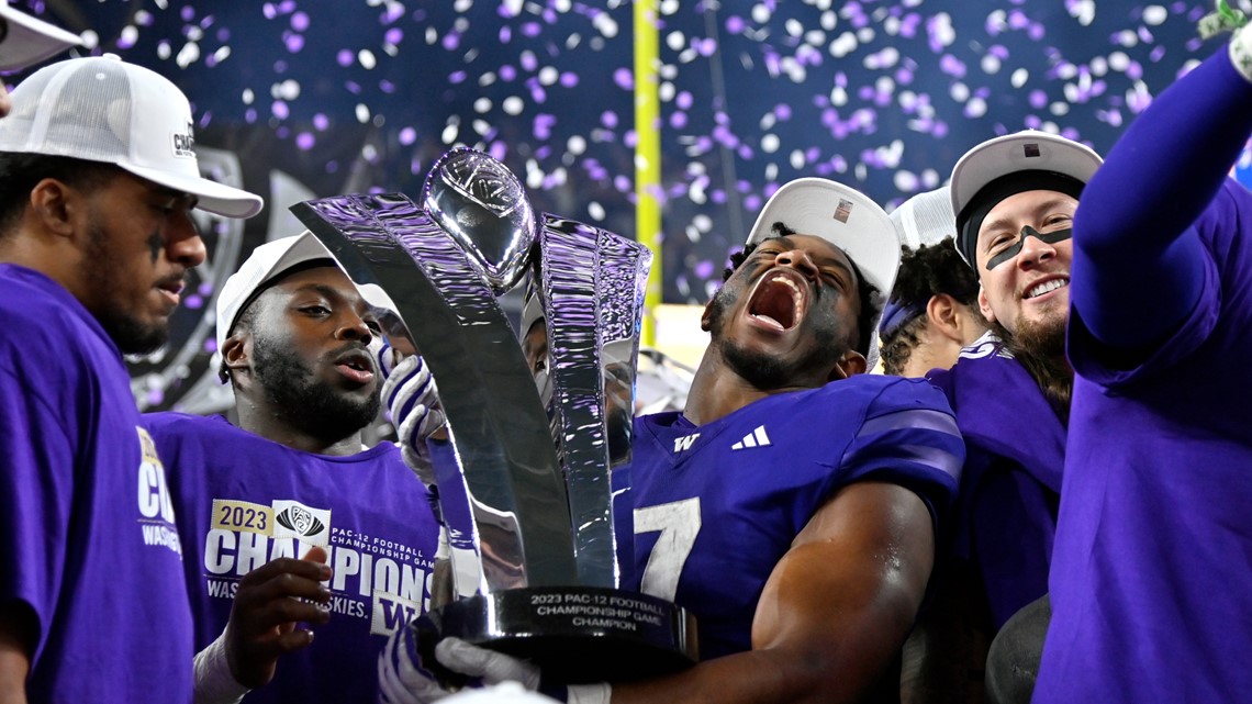 Washington Huskies Win Pac 12 Championship 34 31 Over Oregon Ducks 