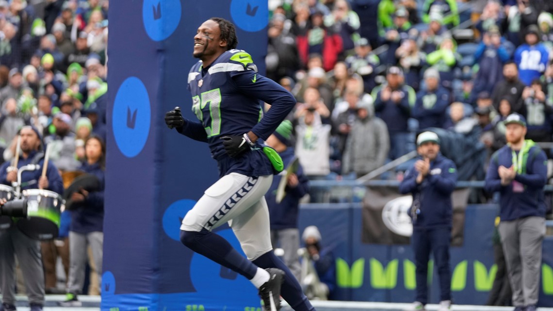 Silvi says: Seahawks grasping onto playoff chances ahead of Christmas Eve  game