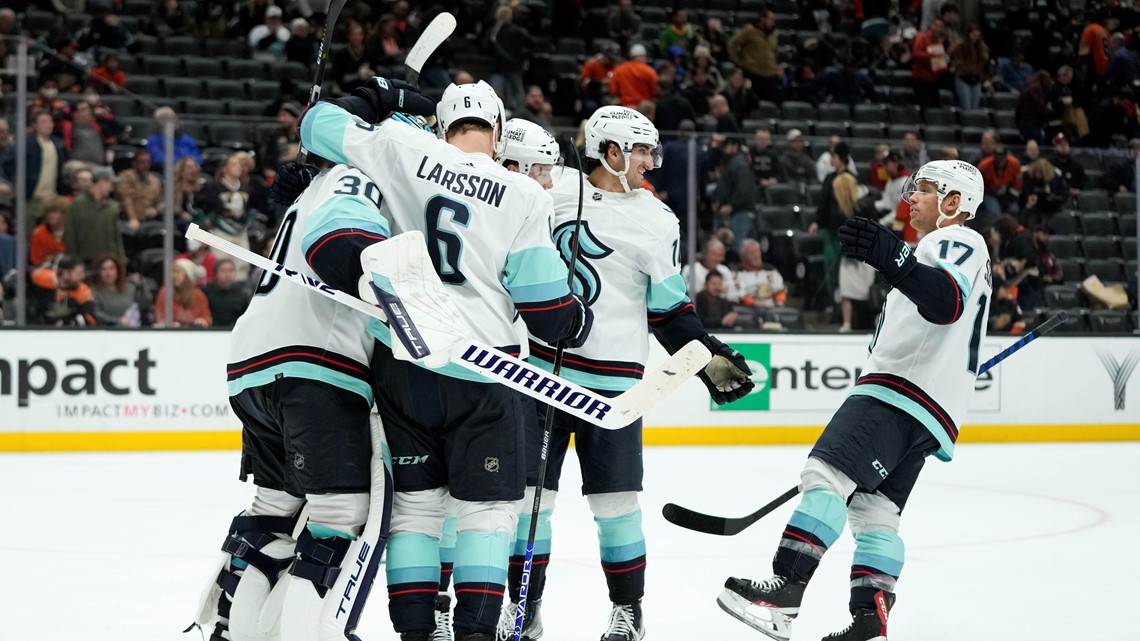 Kraken rally to beat Ducks 5-4 for 5th straight win | king5.com