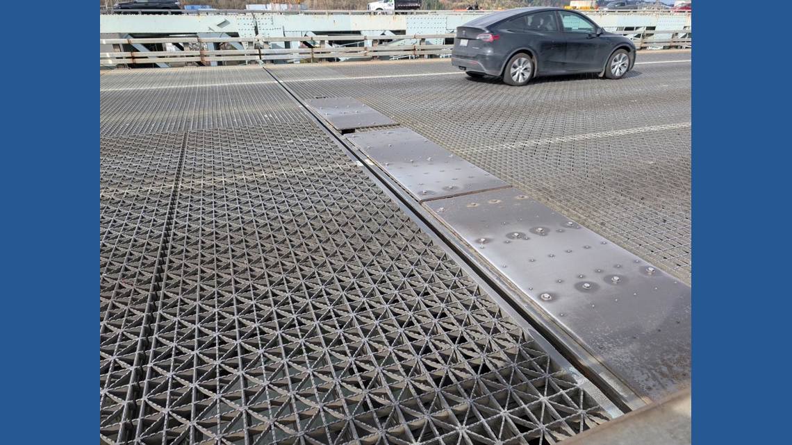 Northbound SR 99 lanes closed at First Ave Bridge for maintenance, delays expected