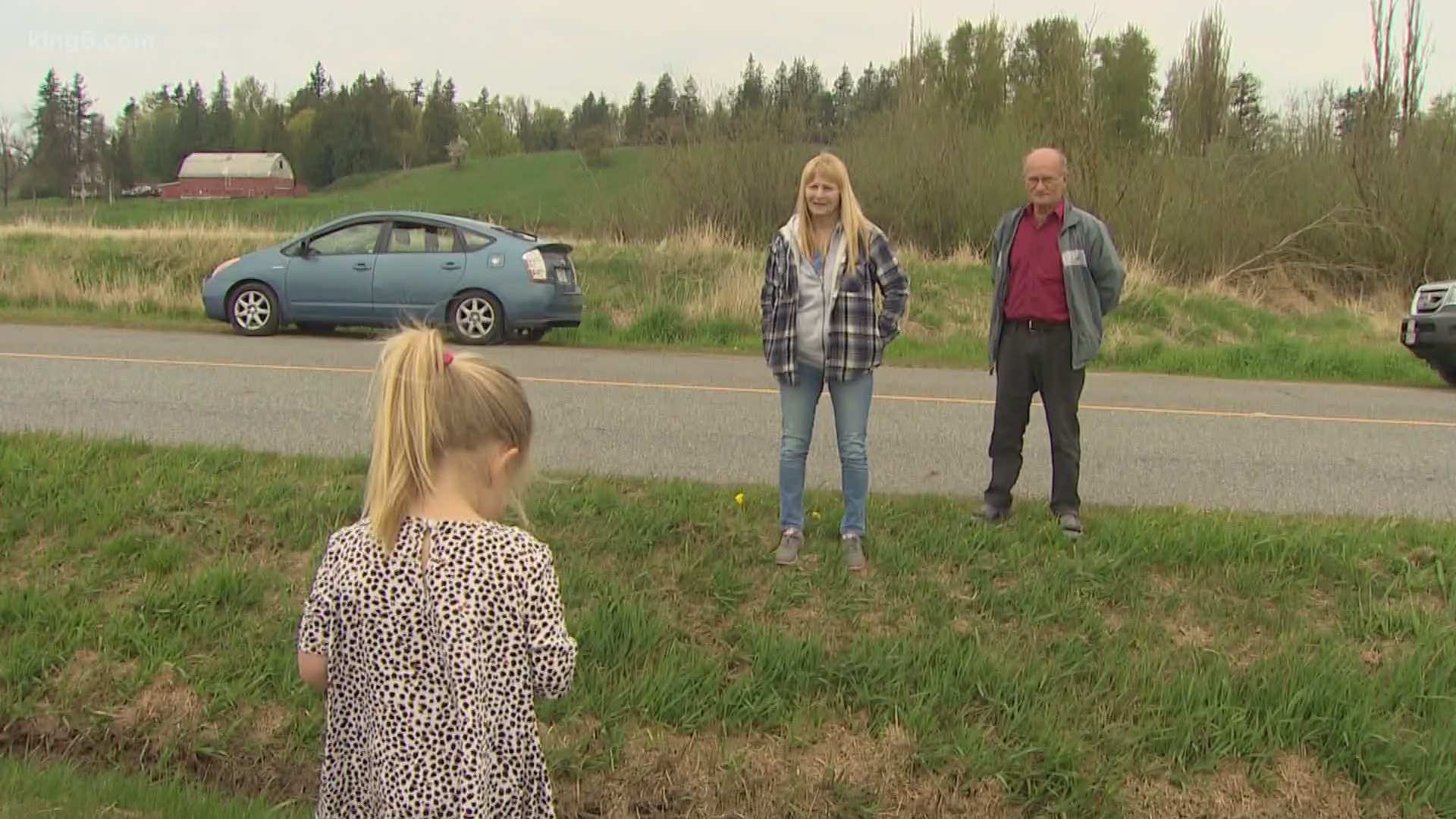 Officials have announced another 30 day closure of the US/Canada border to battle coronavirus, but that's not stopping some families from connecting.