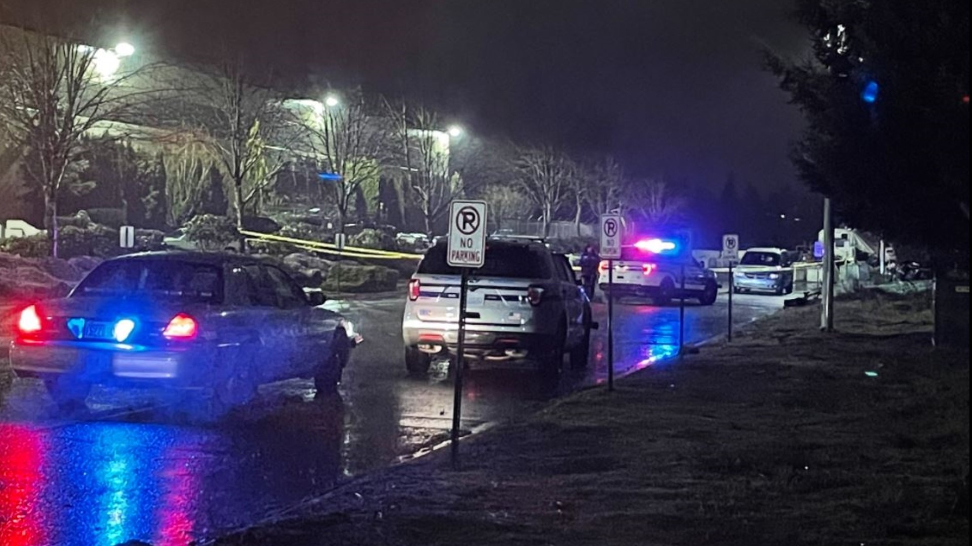 Fatal shooting leaves woman dead inside vehicle in South Tacoma | king5.com