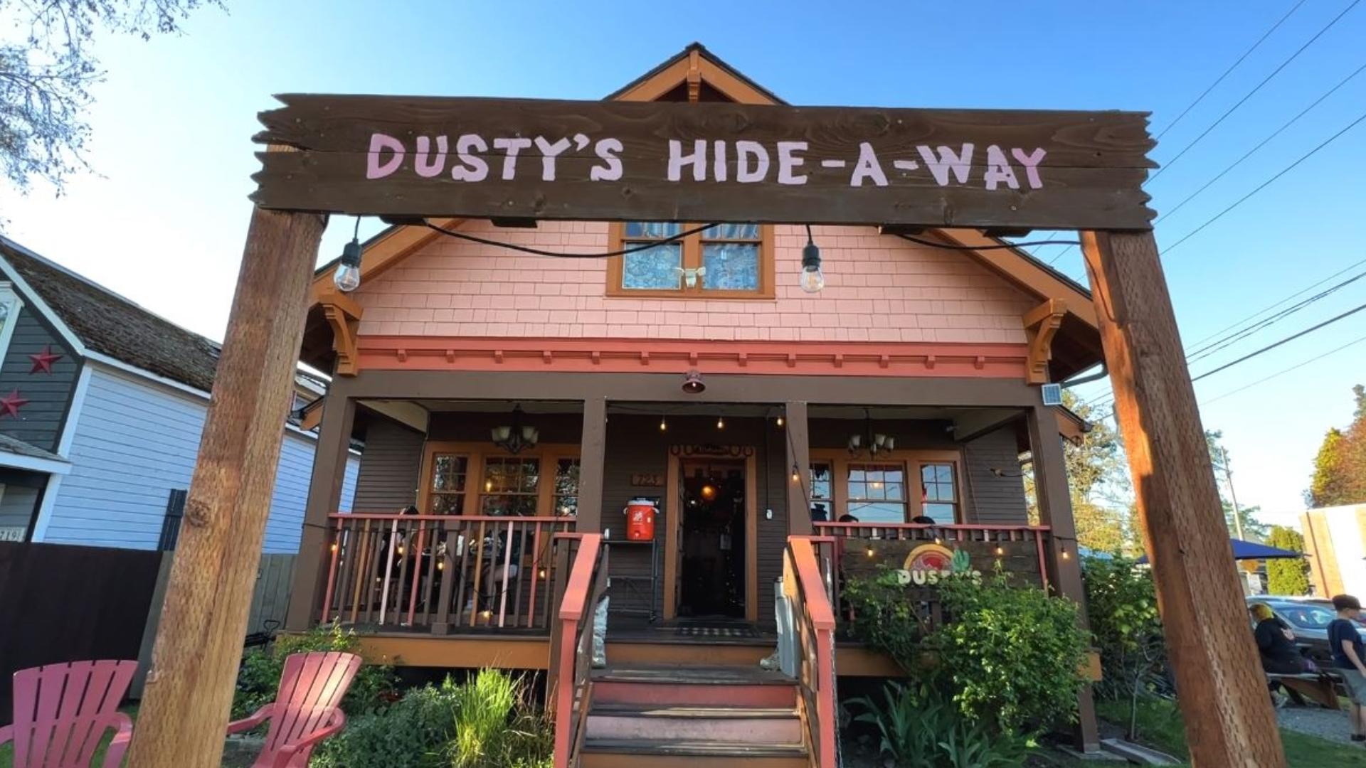 The owners wanted a place where kids could run around, dogs were welcome and the vibe was always friendly. With Dusty's Hideaway they delivered. #k5evening