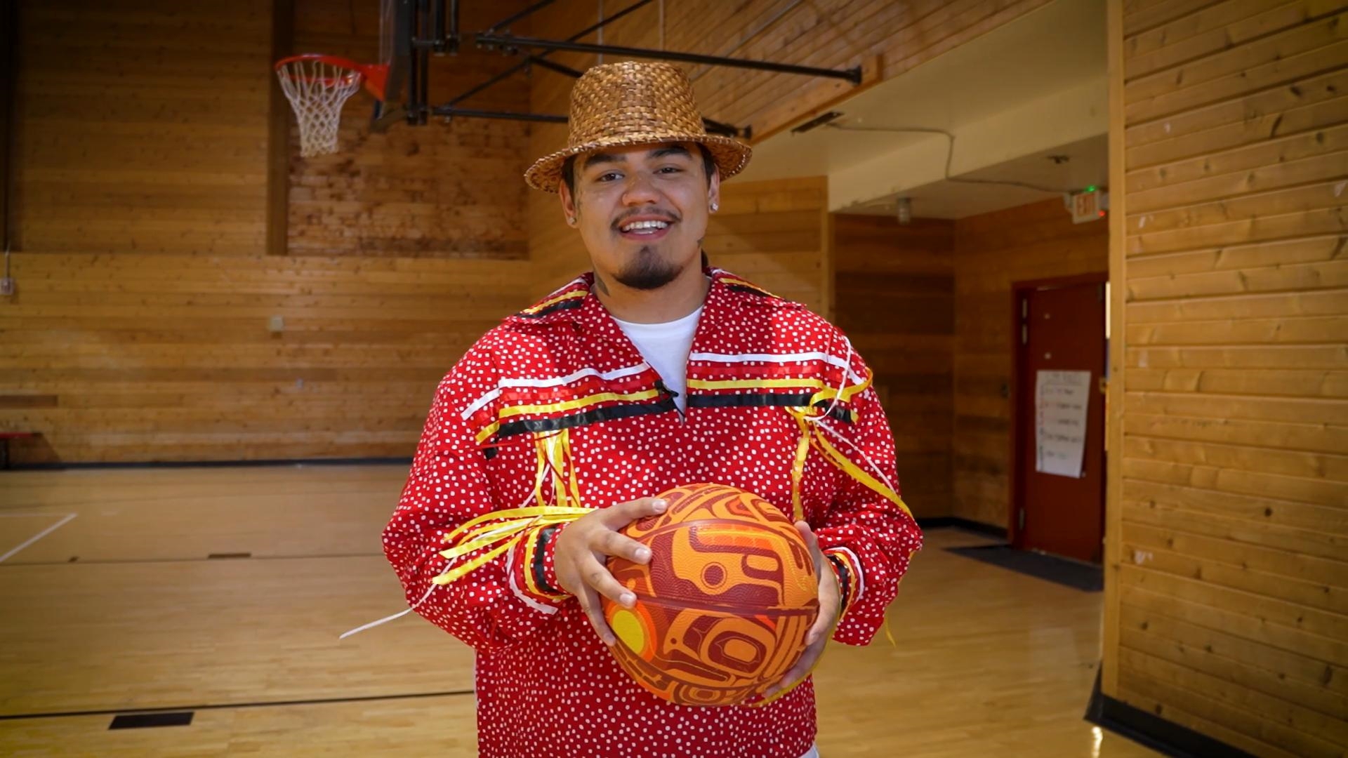 From a troubled past to a hopeful future, Indigenous actor Damian Castellane helps put reservation life in the spotlight. #k5evening