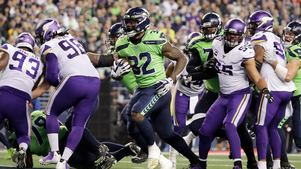 Seattle Seahawks players dance their way to 10th victory