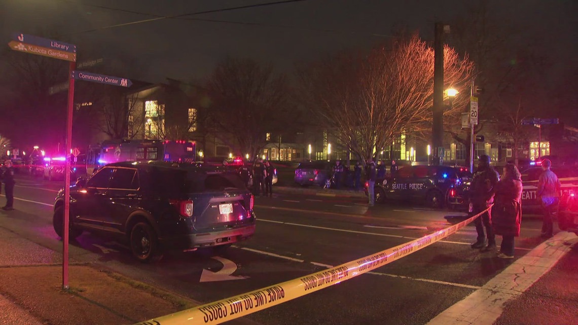 2 teens killed in shooting near Seattle school | king5.com