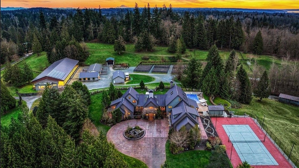 View of Humans and horses live in luxury at this Sustainable Equestrian Estate ...
