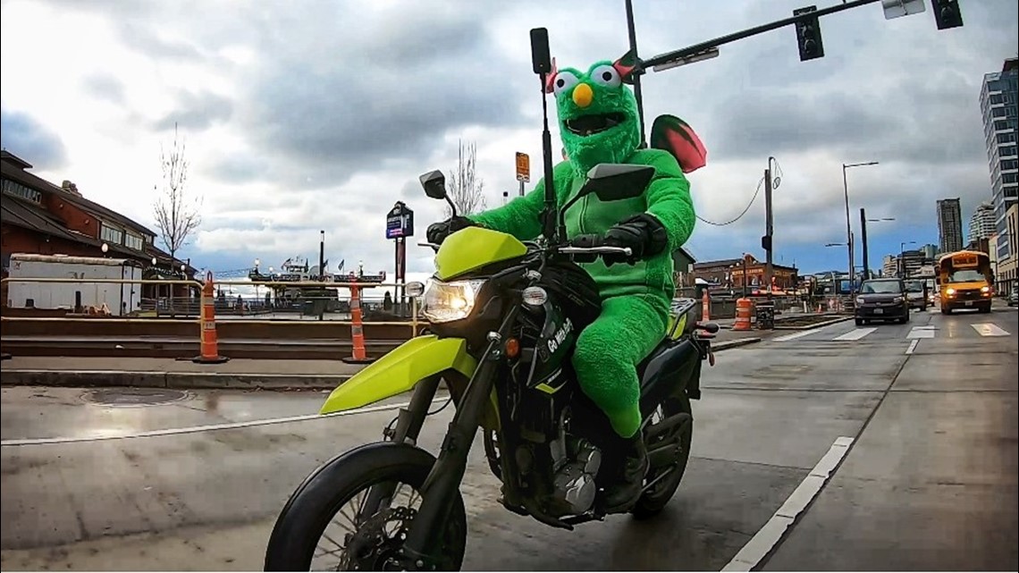 什么又绿又有翅膀，还会骑摩托车？Fluffy，那只传播快乐的小龙