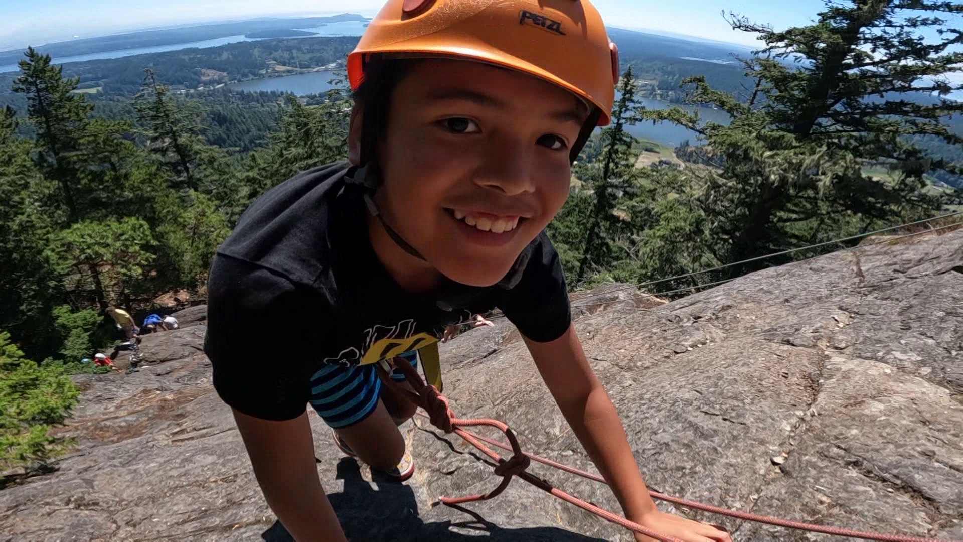 Glacier Peak Institute helps kids work through challenges while teaching them outdoor activities like archery and rock climbing. #k5evening