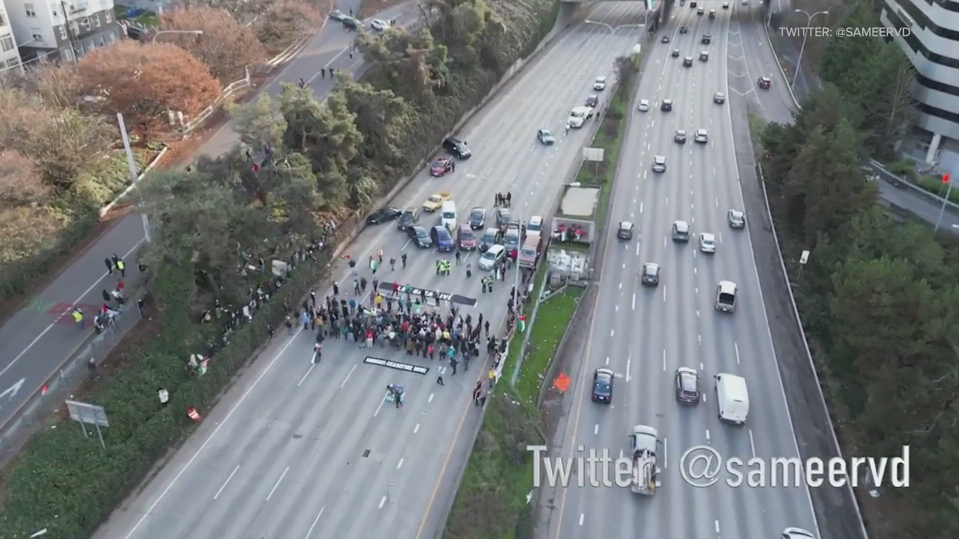Protesters calling for ceasefire in Gaza block all NB I5 lanes in