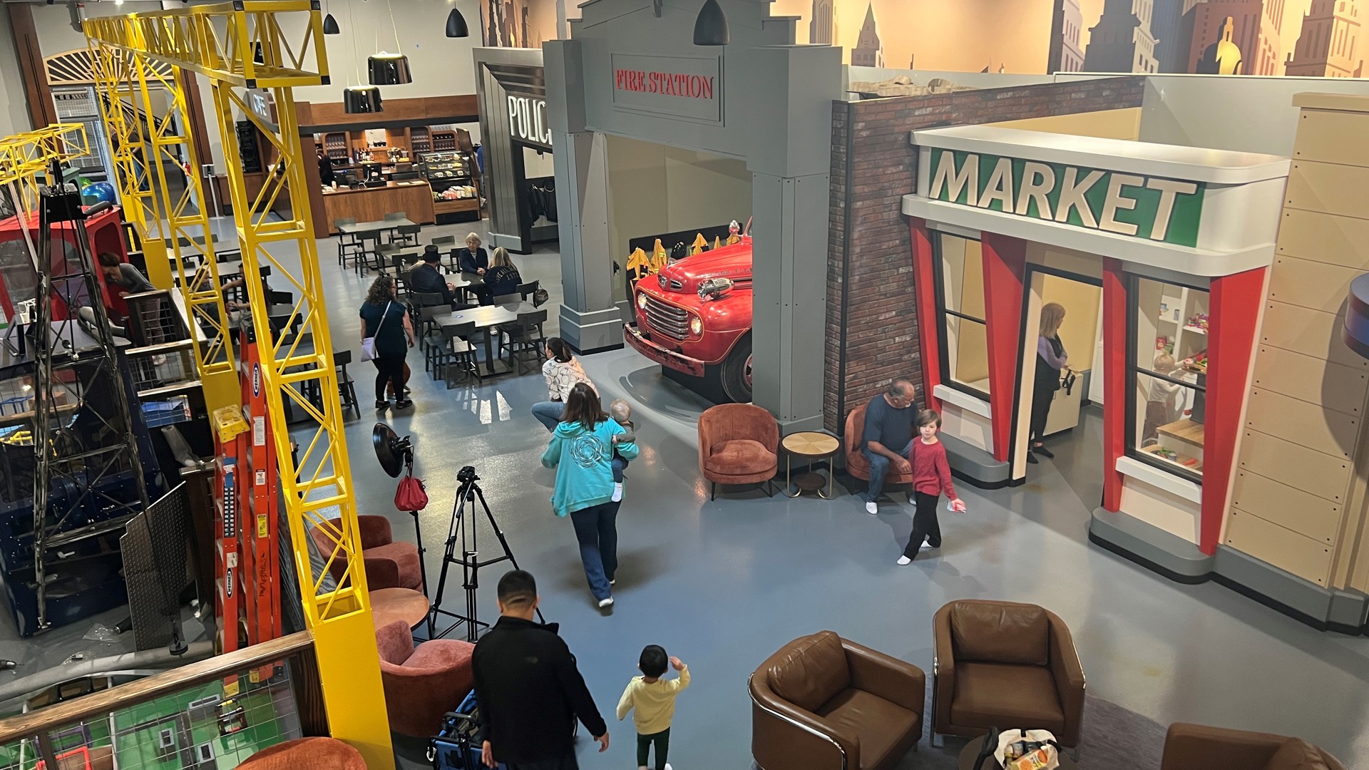 At Nick's Magnificent Indoor Playground, see what happens when kids put down their screens and reconnect with their imaginations. #k5evening