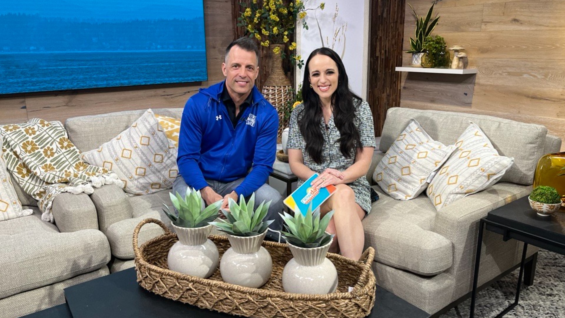 Kelly chats with former professional athlete turned corporate keynote speaker and sports dad Cletus Coffey about how to better support youth athletes. #newdaynw