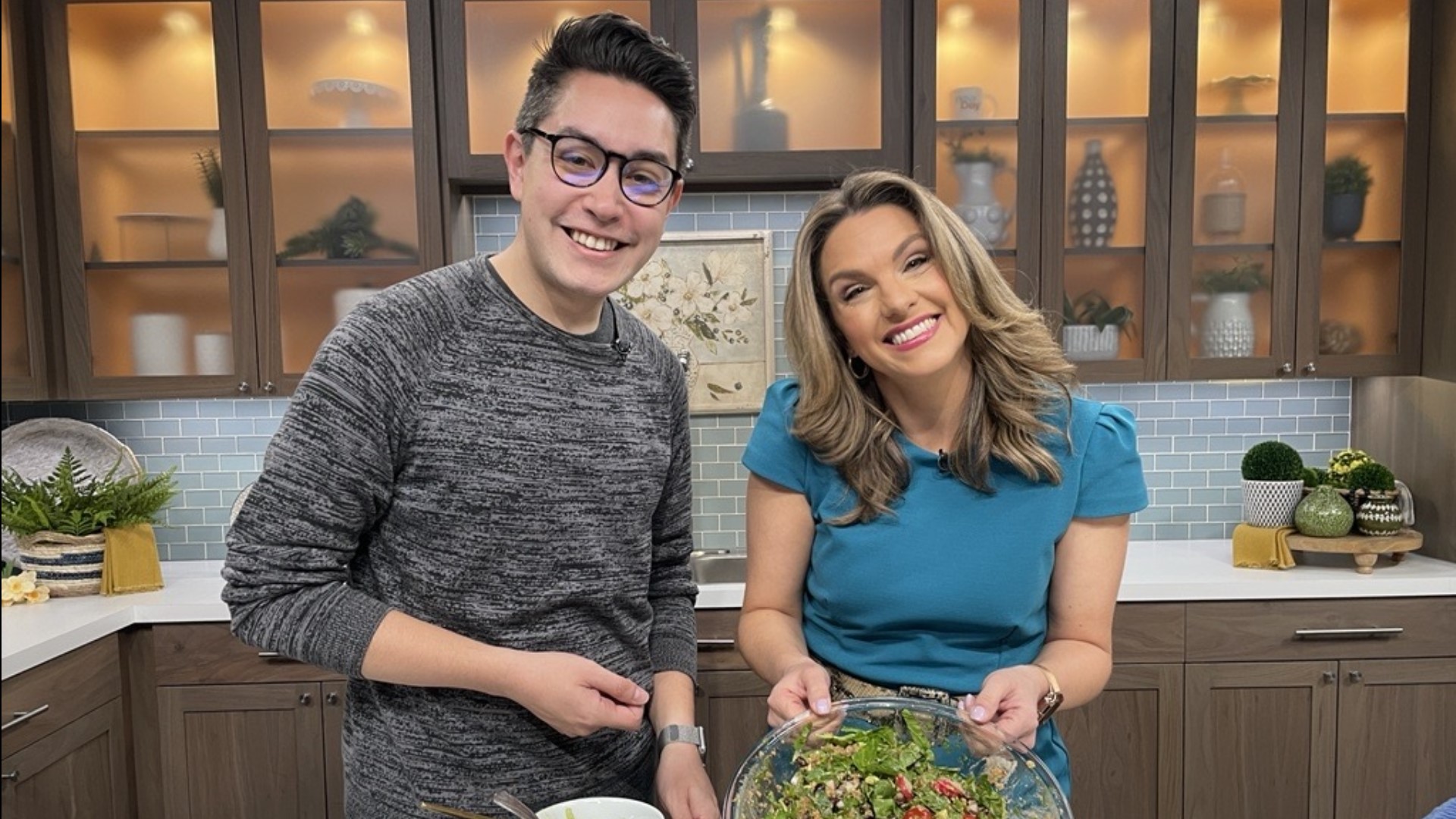 Executive producer Joseph Suttner showed Amity how to make a recipe from "The Workweek Lunch Cookbook" by Talia Koren. #newdaynw