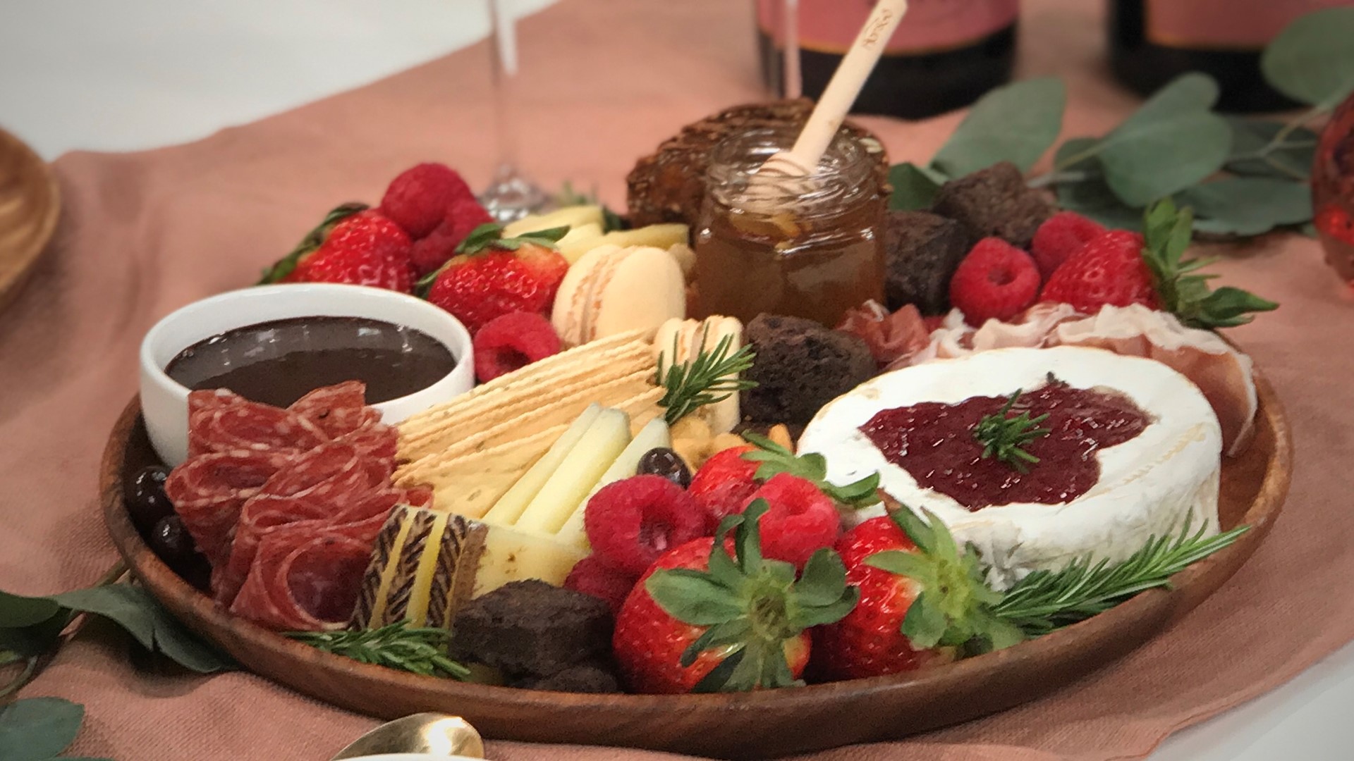 Cheese and meat boards are perfect to share with someone you care about on Valentine's Day. Dished by Rachel helps us put together the perfect grazing board for 2.