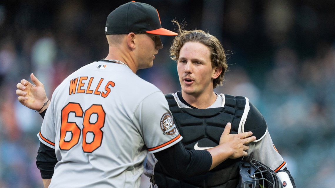 John Means nearly perfect in no-hitter of Mariners