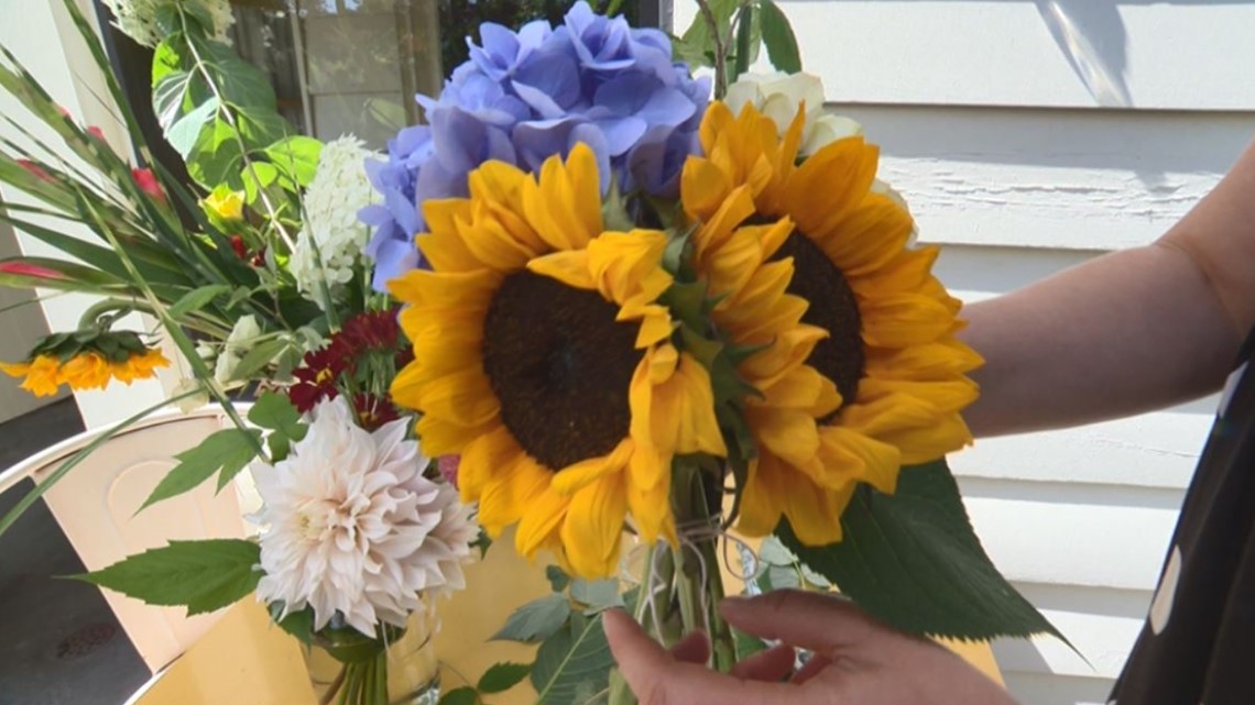 Aid for Ukraine comes from donations at small flower stand in Sea