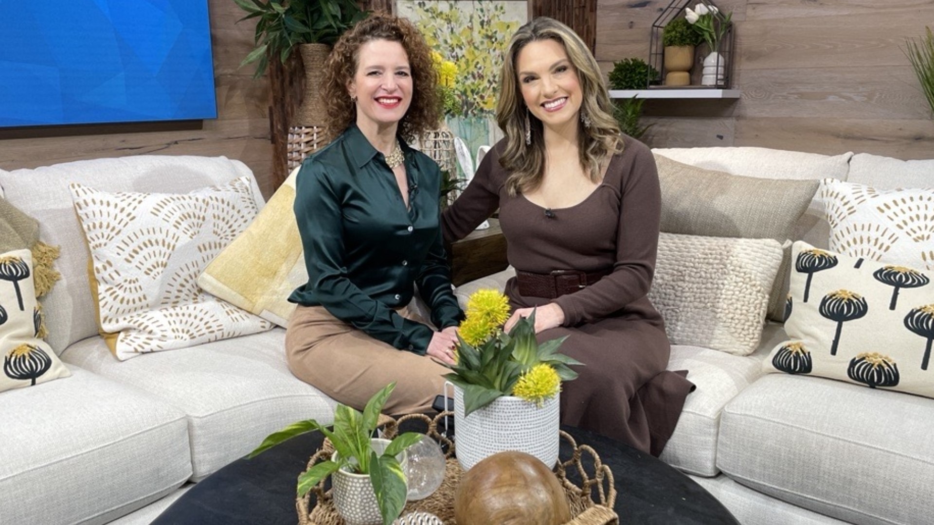 RejuvenationMD is opening their first Seattle area location in Bothell and Dr. Tianna Tsitsis joined the show to share more. Sponsored by RejuvenationMD.