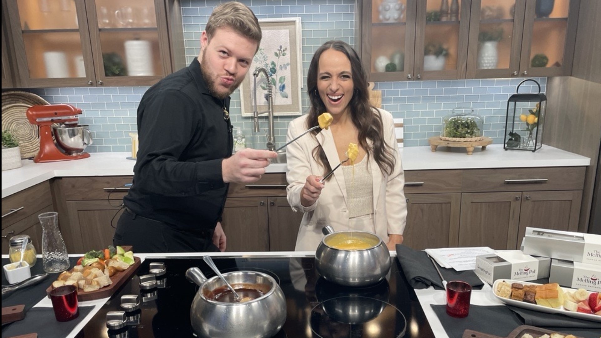 The cheesy goodness of cheese fondue is perfect for gatherings large and small. Melting Pot shares the recipe for Wisconsin Cheddar fondue. #newdaynw