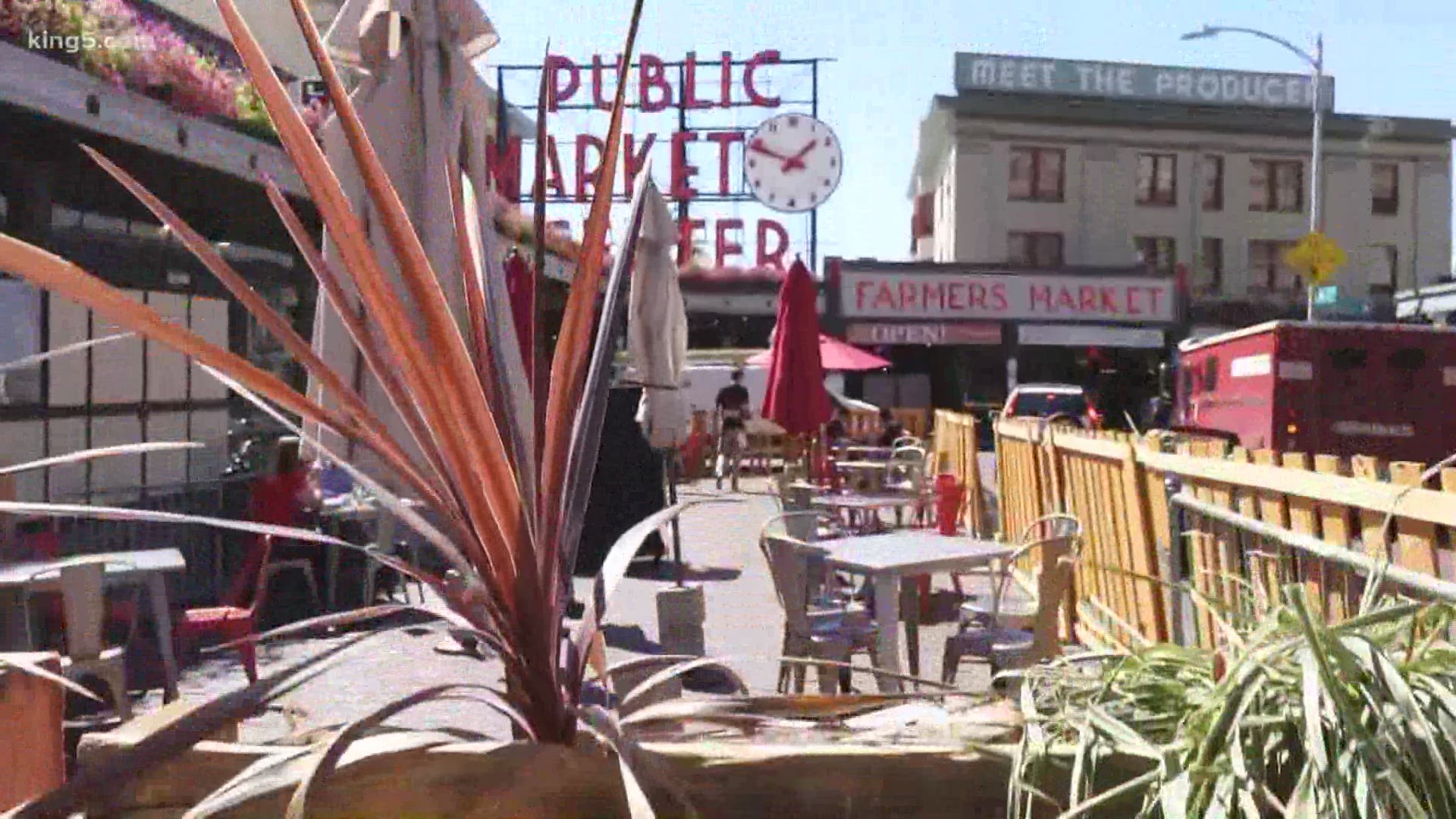 The historic market has put dining tables on its streets and outdoor spaces, so customers can once again dine in at the market despite the ongoing pandemic.