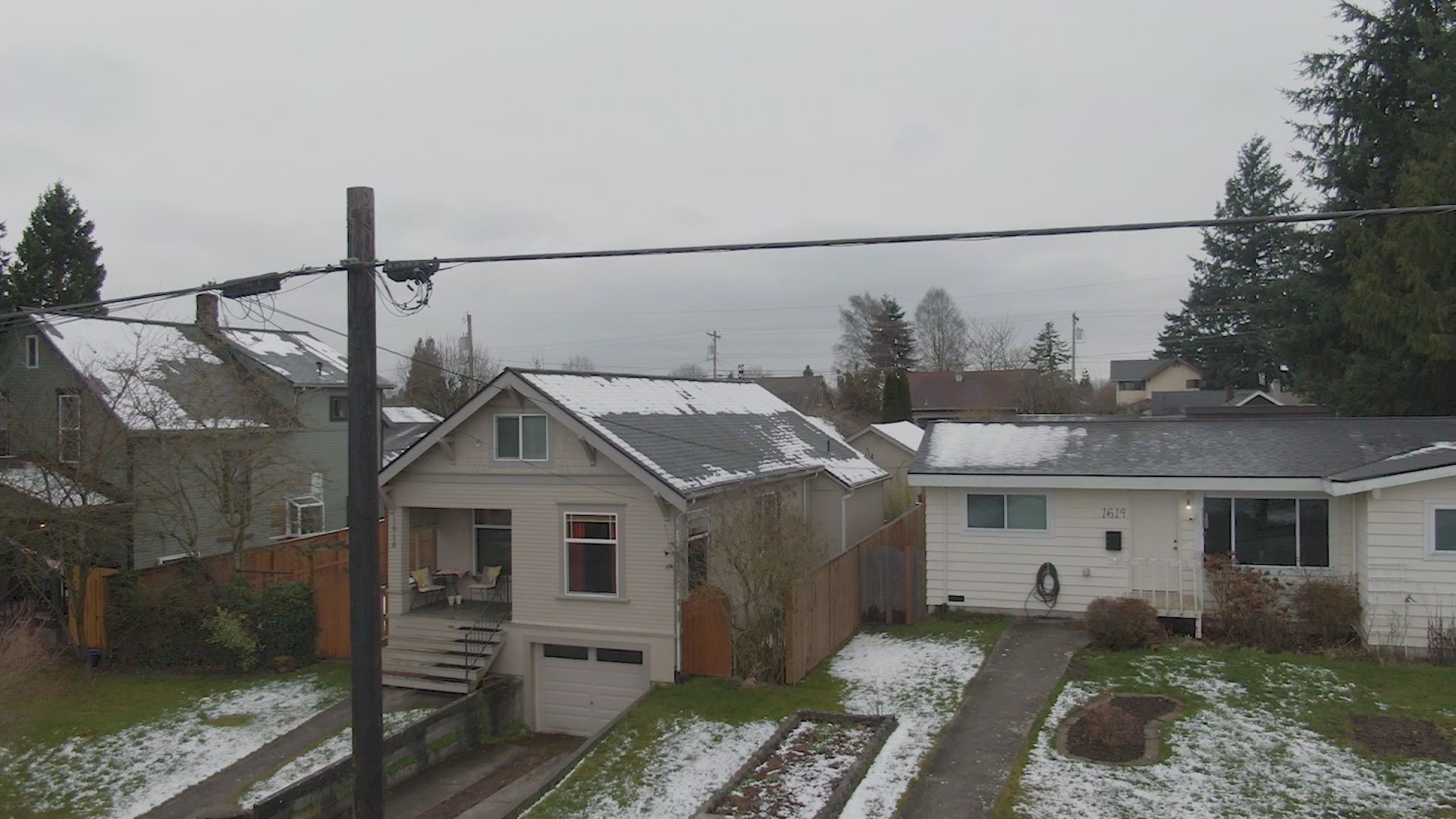 Footage of snow in Everett on Feb. 27, 2024.