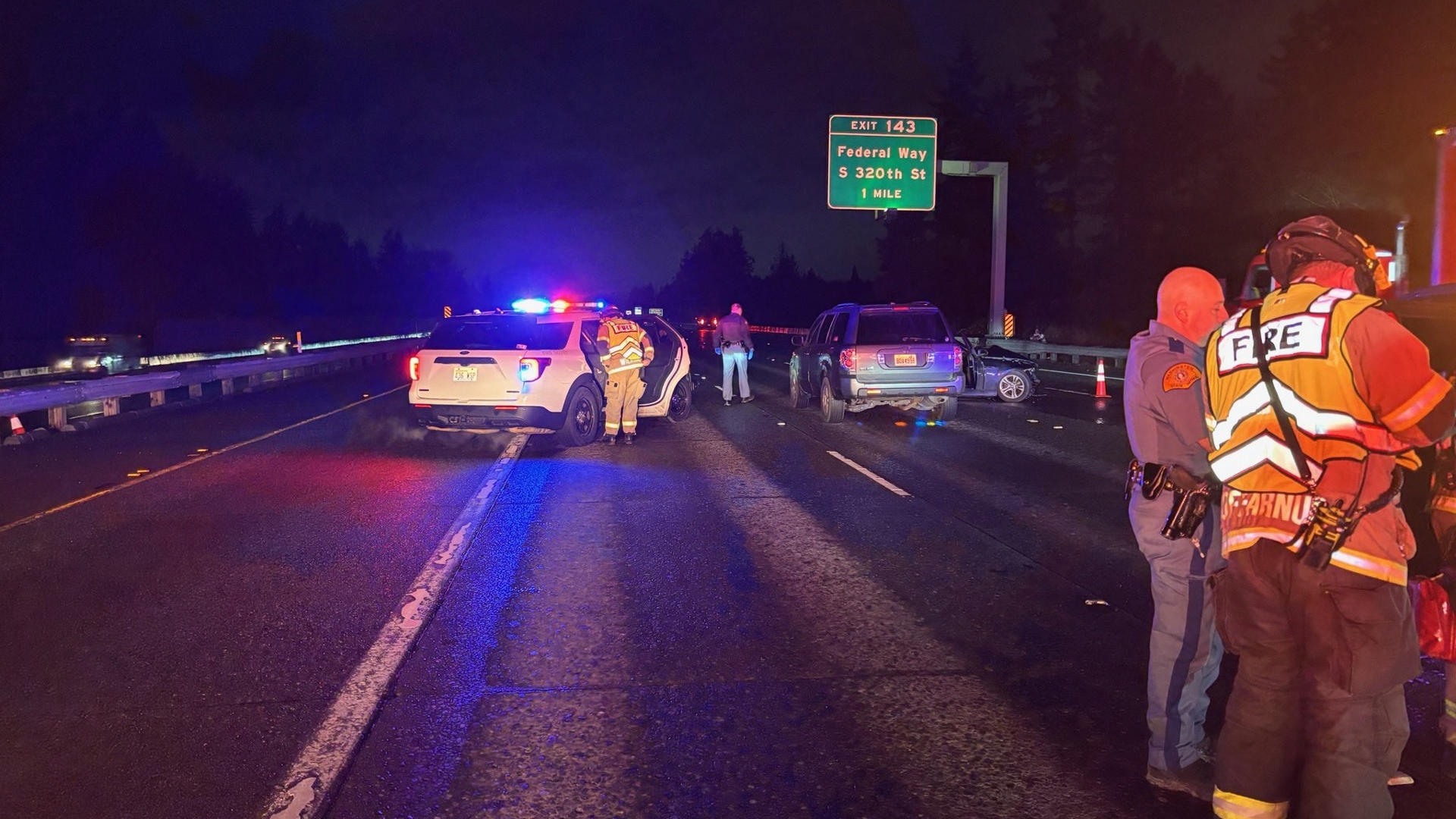 2 in custody after short pursuit ends in crash on I-5 northbound in ...