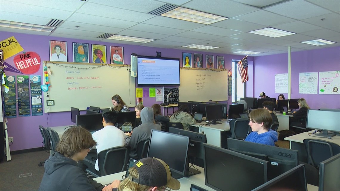 Bill requiring students to take financial literacy class advances in Olympia - Vimarsana News
