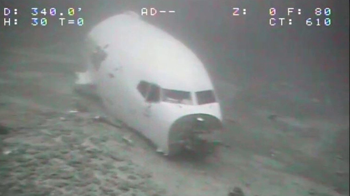 Boeing cargo plane wreckage pulled from water off Oahu