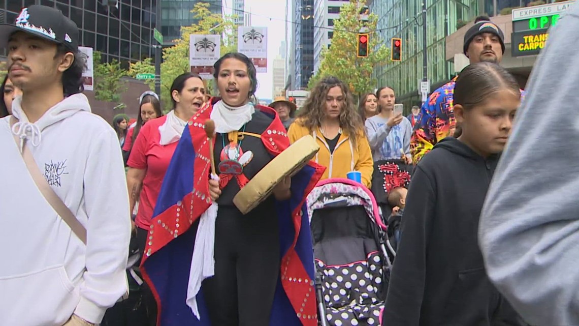 西雅图庆祝第二个官方的土著人民日
