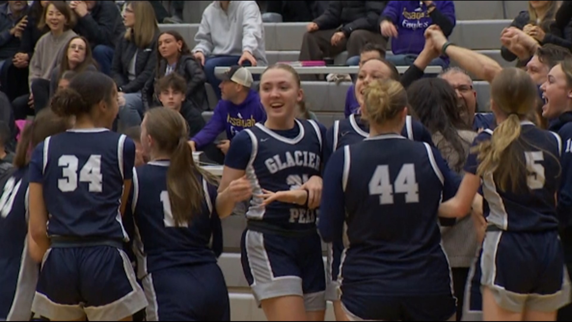 Highlights of the Glacier Peak girls last-second 61-60 win over Issaquah in the Wes-King Districts