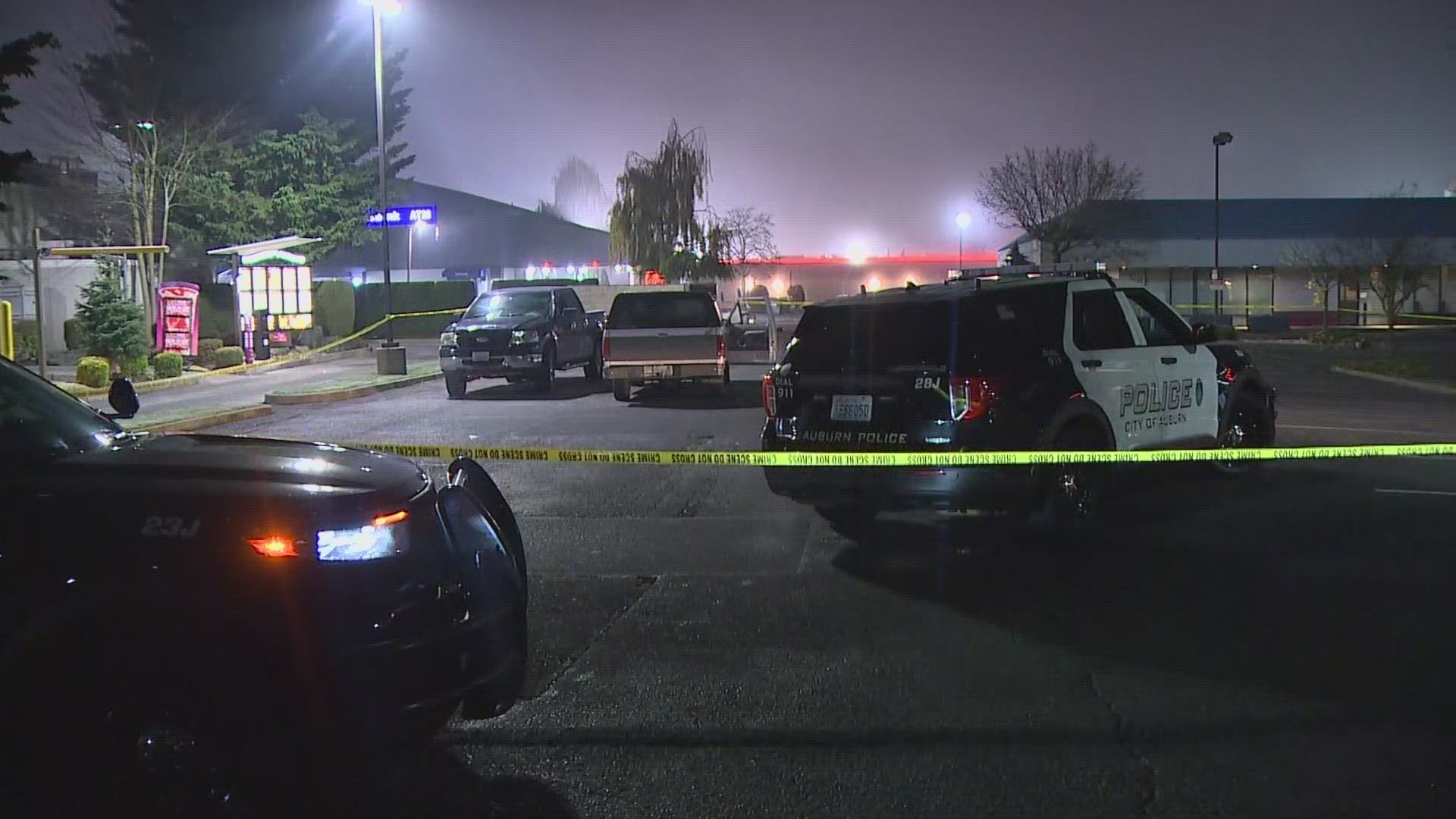 One person killed, shooter at large in Auburn