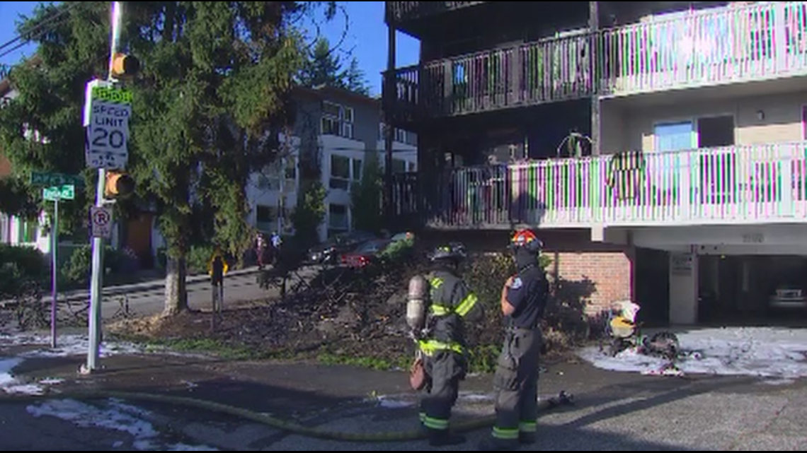 Fire sparked by fireworks quickly spreads to West Seattle apartment