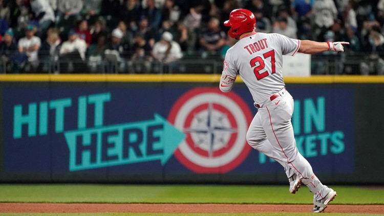 Trout homers again as Angels sweep twinbill from Mariners