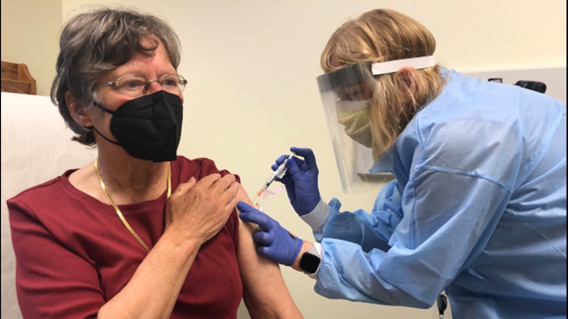 Moderna COVID-19 variant vaccine trial underway in Seattle | king5.com