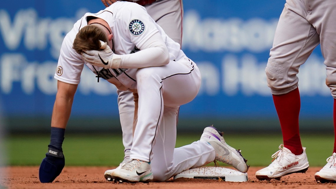 Schwarber's 3-run double lifts Red Sox over Mariners 8-4, Sports