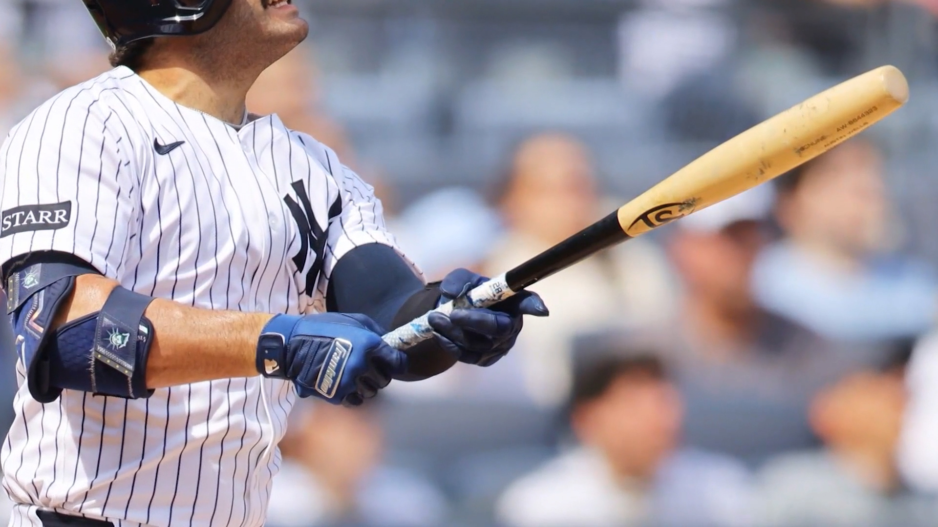 Seattle Mariners manager Dan Wilson discusses the new trend in bats