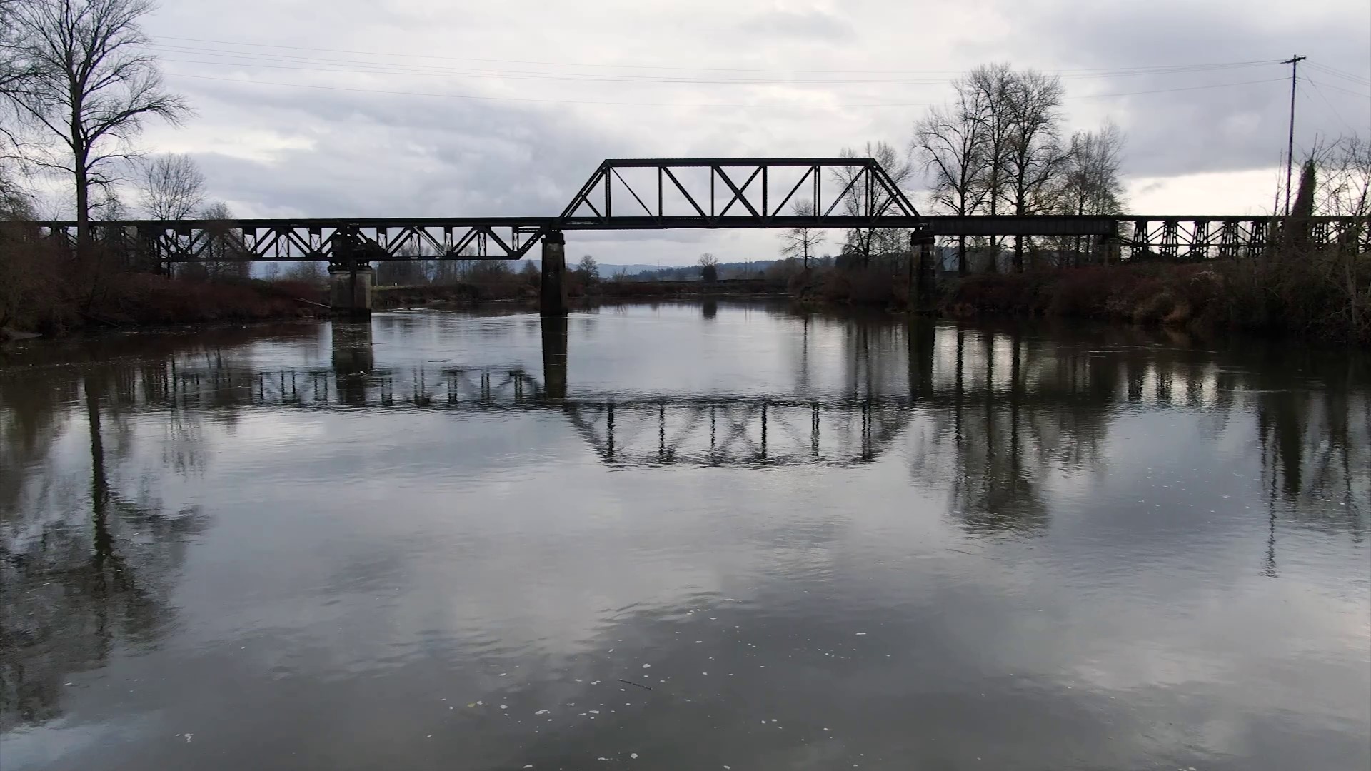 The National Weather Service predicts the Snohomish River will start rising on Sunday and will peak just below 'major' flood stage on Tuesday or Wednesday.