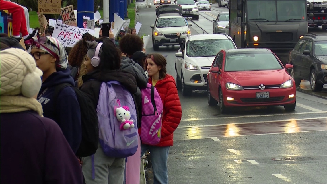 Hundreds of Tacoma high school students walk out to protest ICE