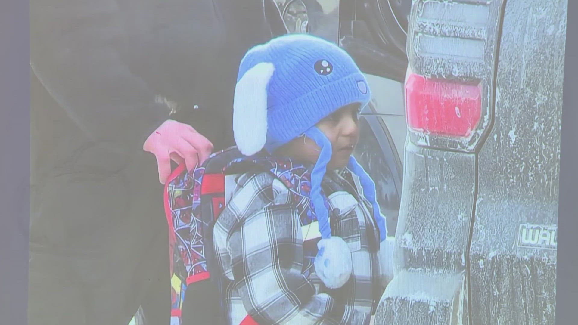 Family searching for 5-year-old boy taken by ICE | king5.com