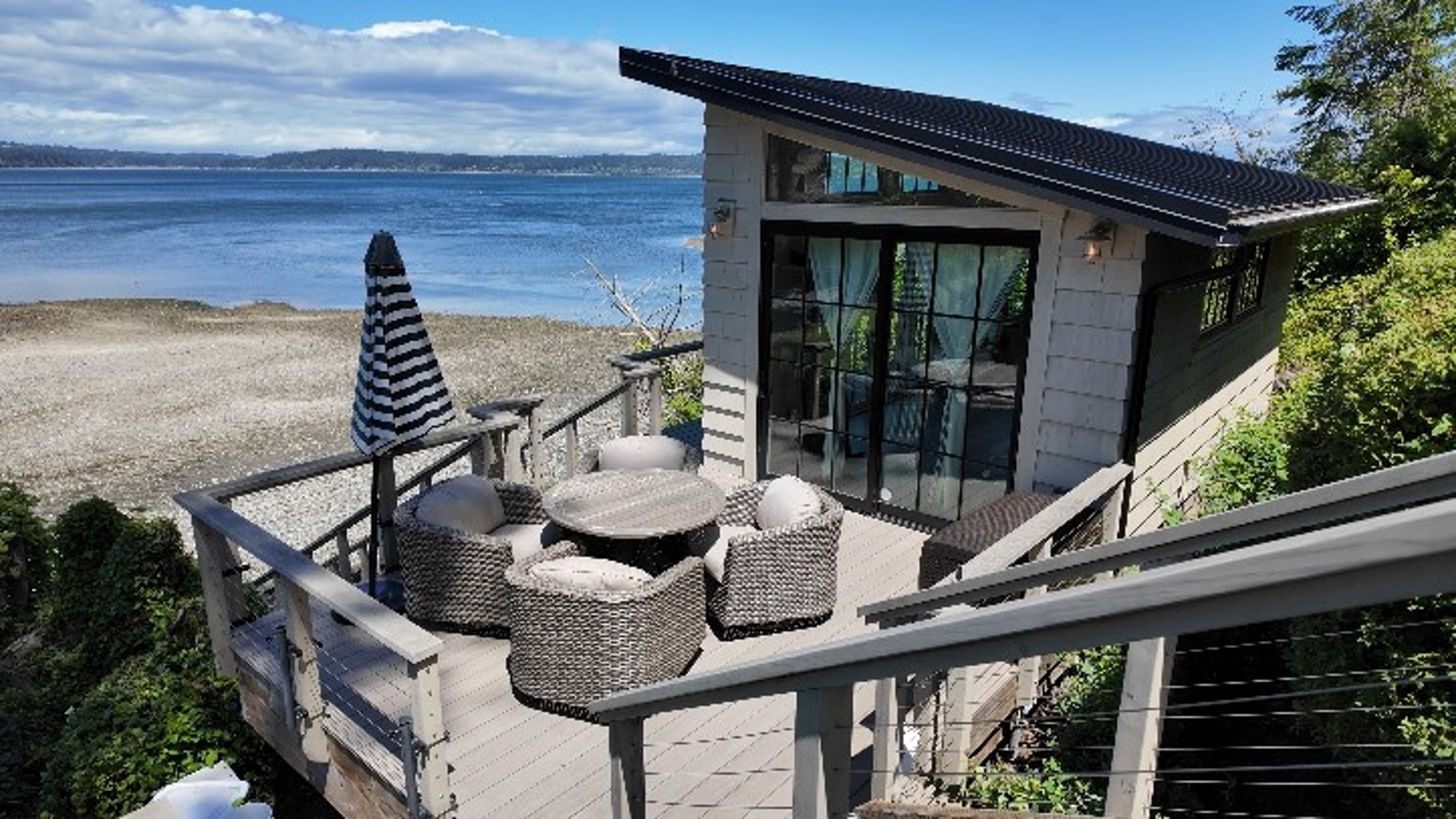 The home was custom-built to take in the water views. #k5evening