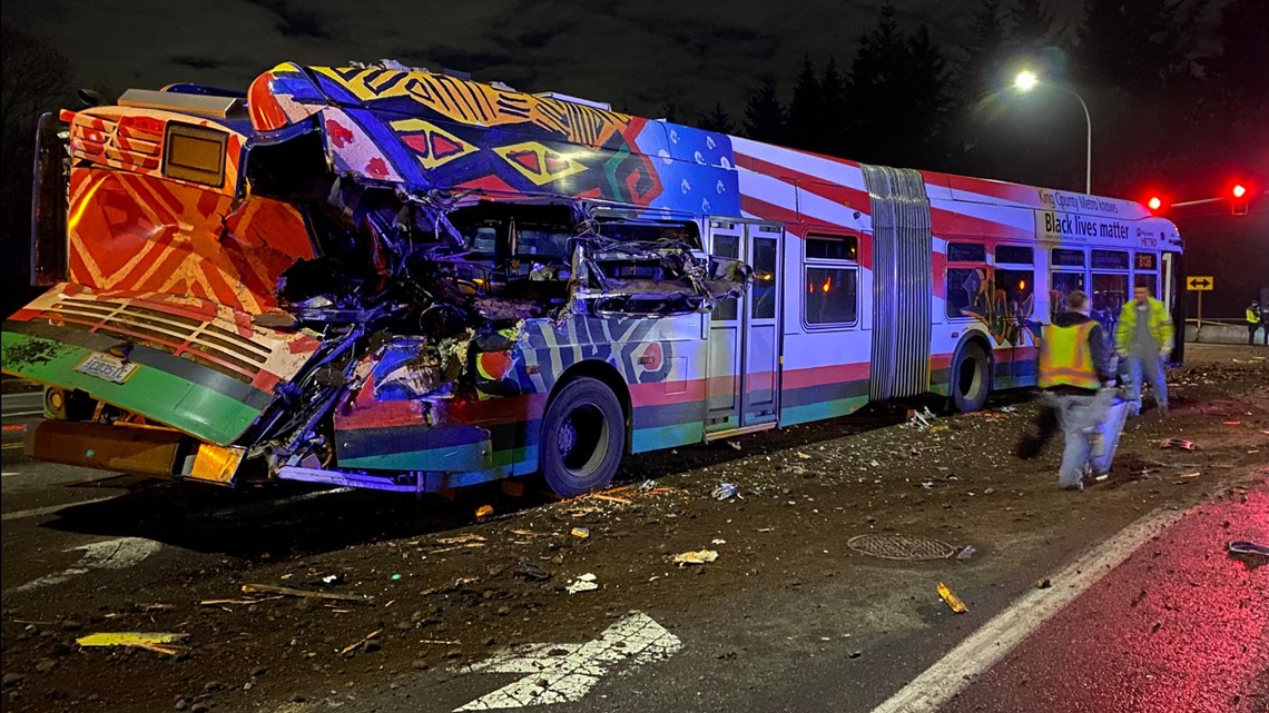 Maple Valley Highway Reopens Following Crash Involving Dump Truck   Cecd07cb Efeb 424c 9217 71a959d62447 1140x641 