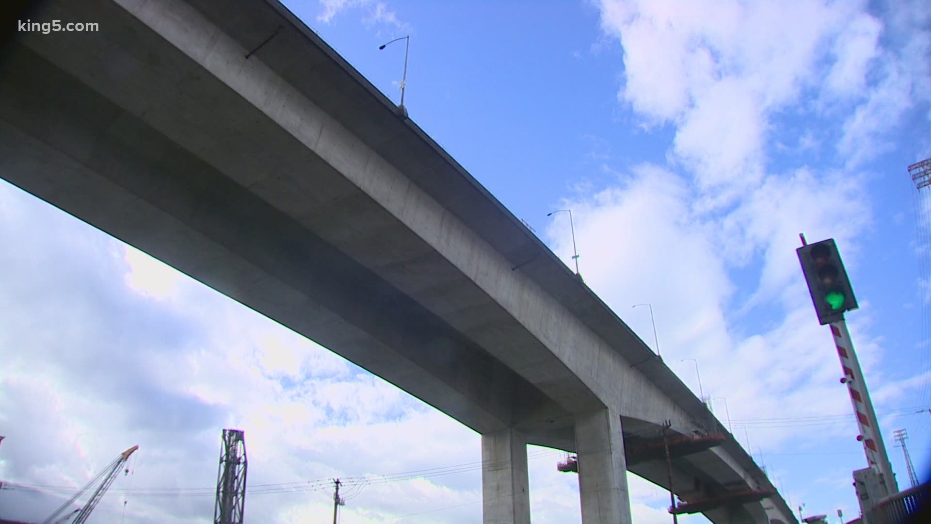 The best performing fixes for the West Seattle Bridge could cost around $1 billion, according to a cost-benefit analysis released by the SDOT.