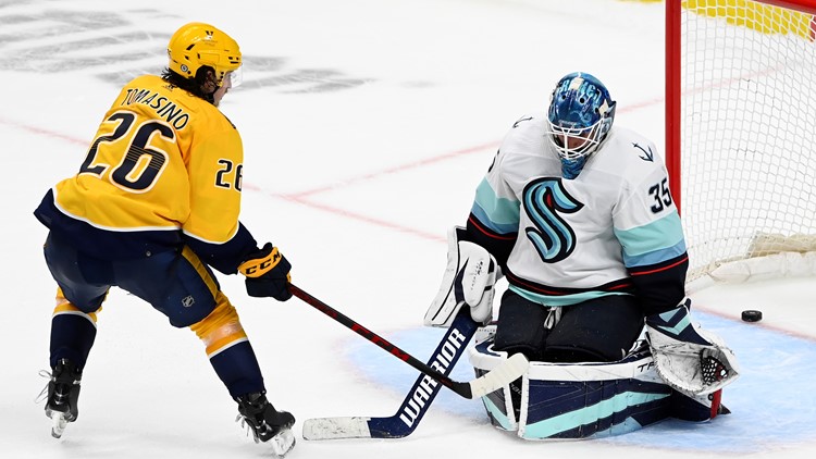 Saros helps Predators beat Kraken 2-1 in shootout